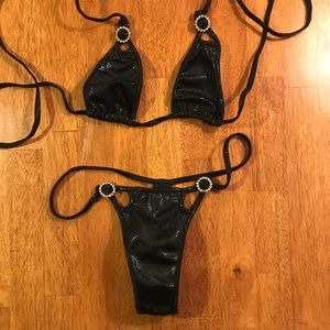 "Dare to wear" Bikinis